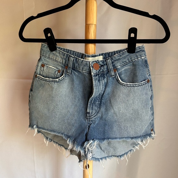One Teaspoon Pants - One Teaspoon Bonita High Waist Cut Off Jean Shorts Size 25